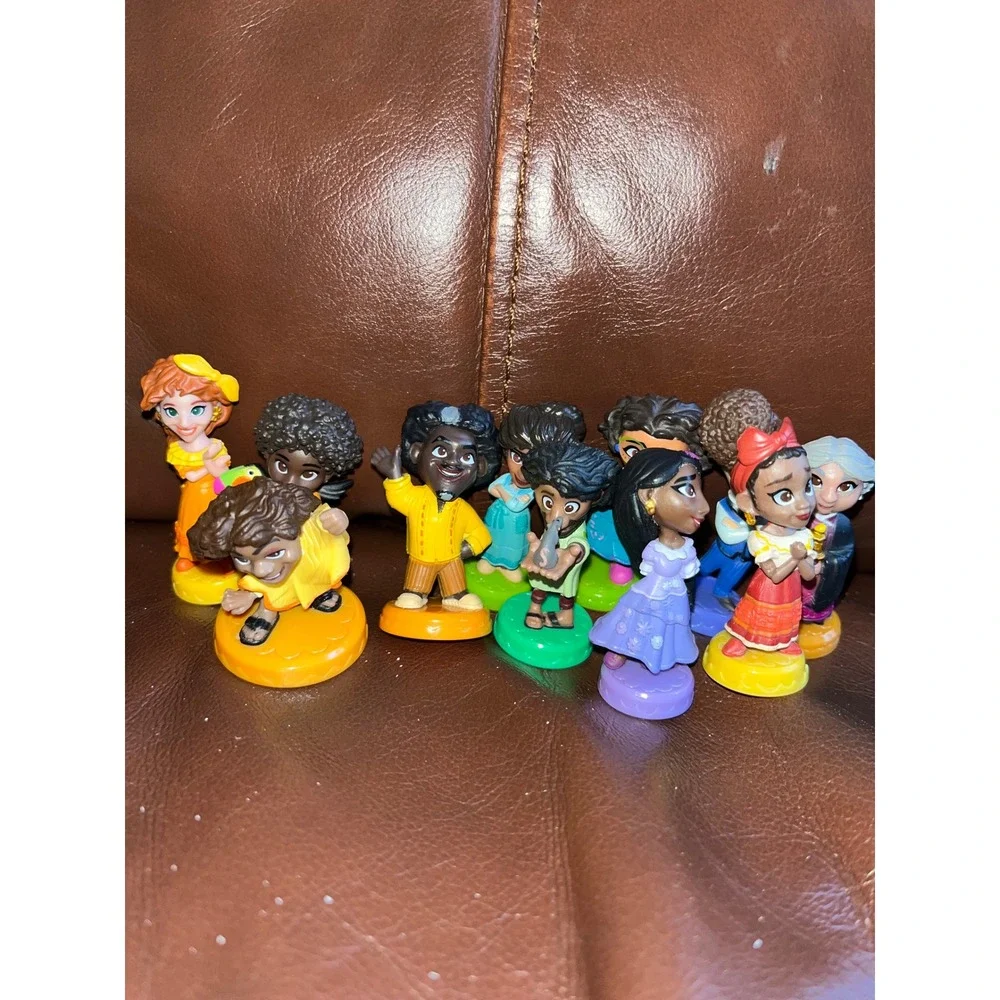 Disney‎ Encanto Mini Figures Collection Set Lot